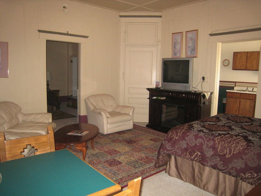 Deadwood Dick'S Hotel Екстериор снимка